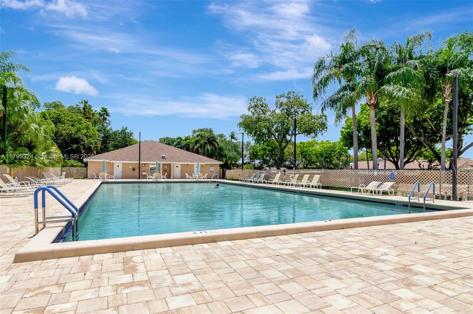 WHISPER WALK - Residential