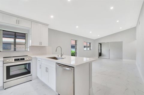 8055 Sweetbriar Way Boca Raton FL 33496