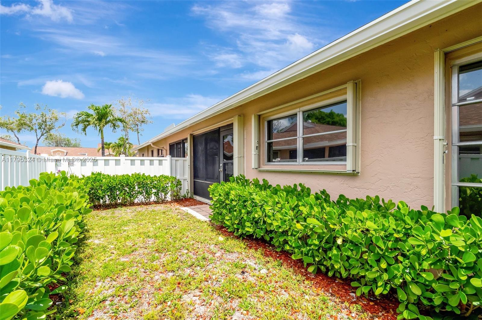 WHISPER WALK - Residential