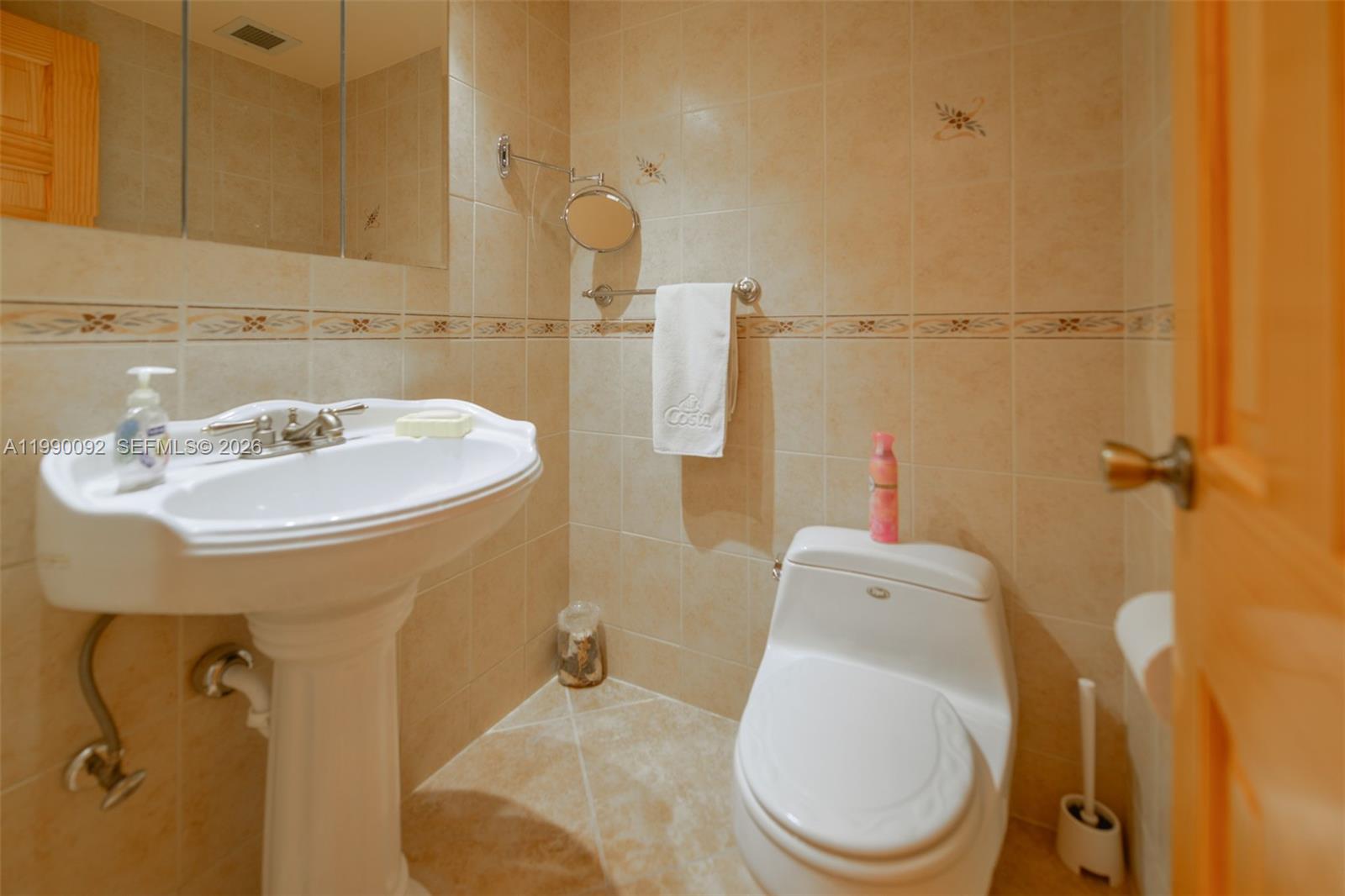 HEMISPHERES CONDO - Residential