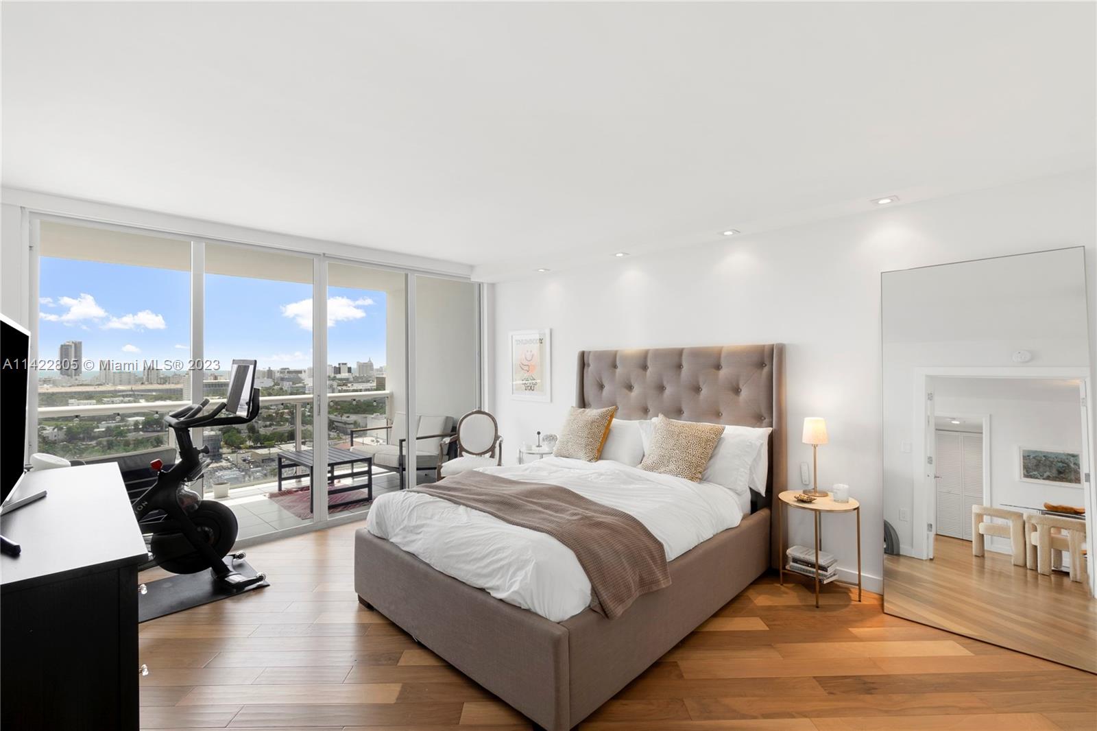 Sunset Harbour - Residential