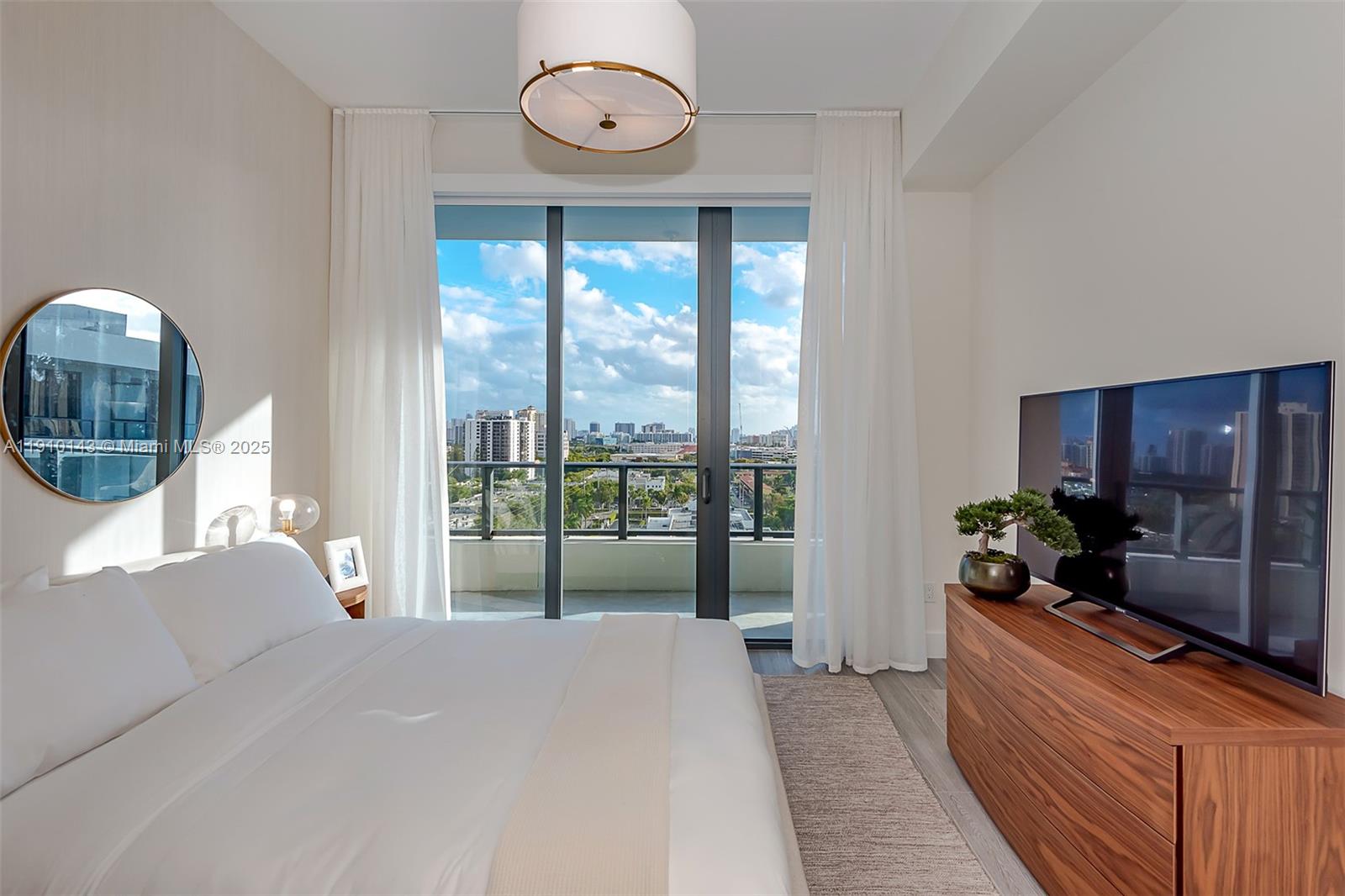 AVENTURA PARKSQUARE RESID - Residential