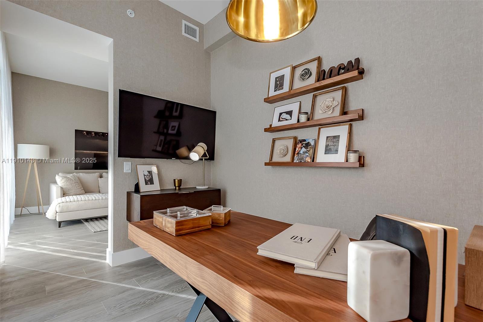 AVENTURA PARKSQUARE RESID - Residential