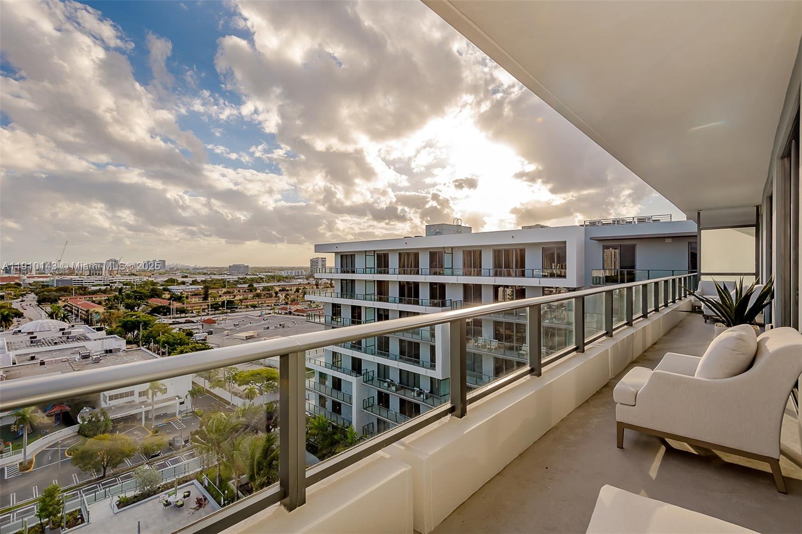 AVENTURA PARKSQUARE RESID - Residential