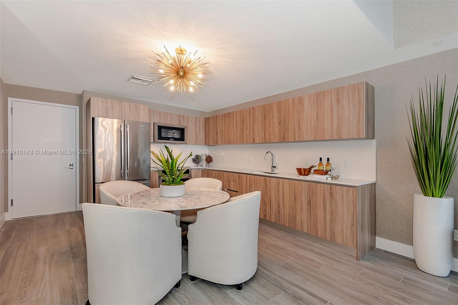 AVENTURA PARKSQUARE RESID - Residential