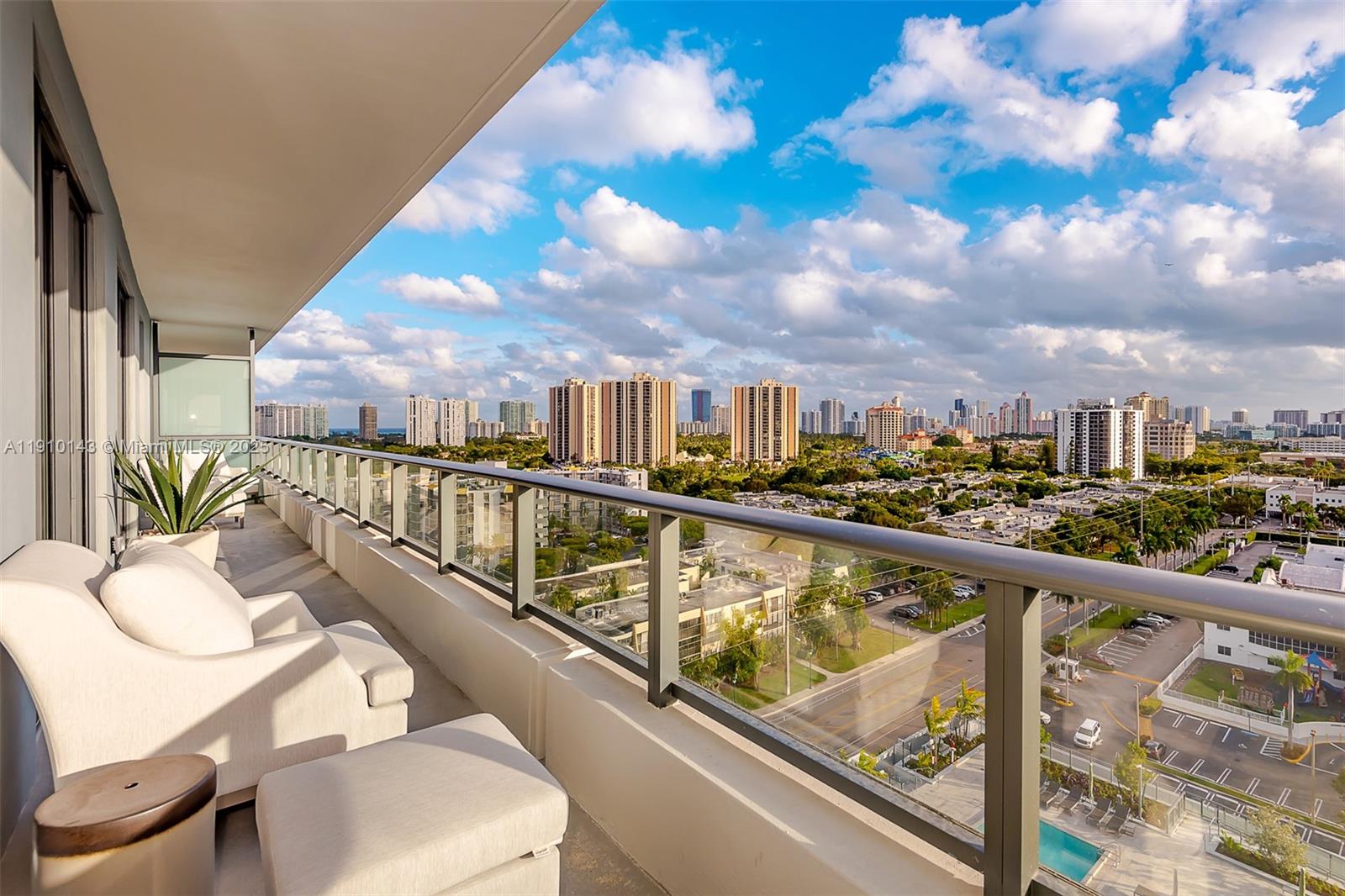 AVENTURA PARKSQUARE RESID - Residential
