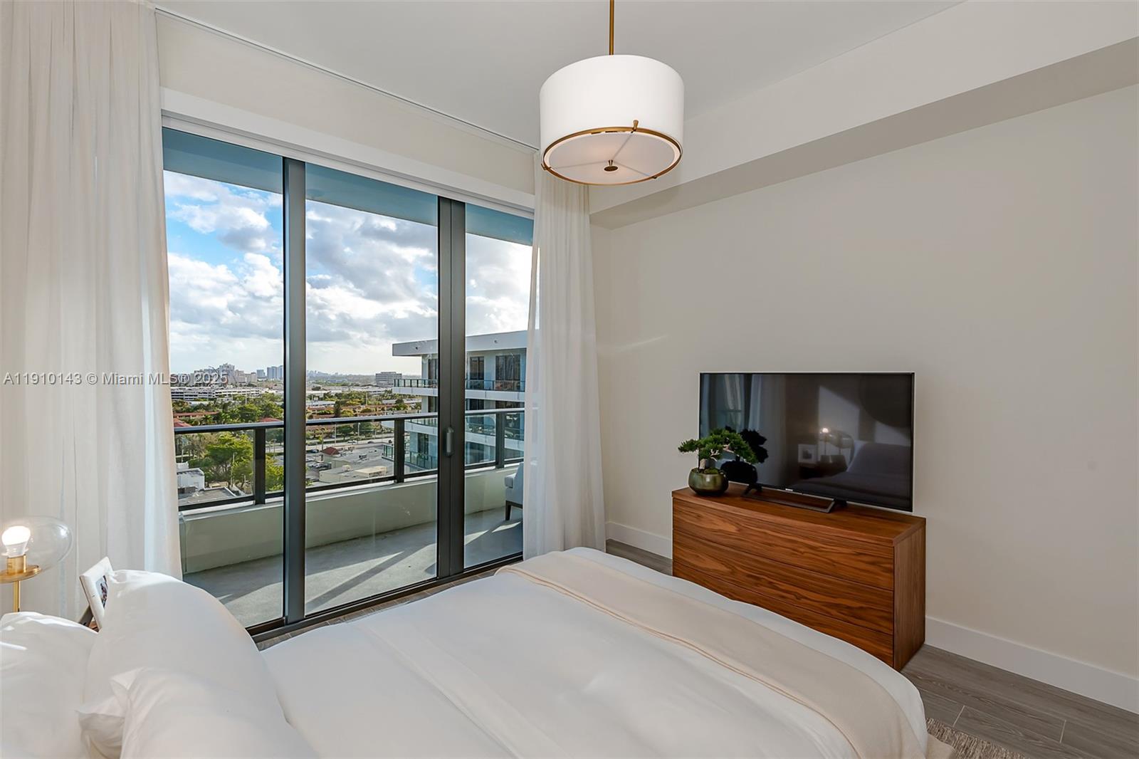 AVENTURA PARKSQUARE RESID - Residential