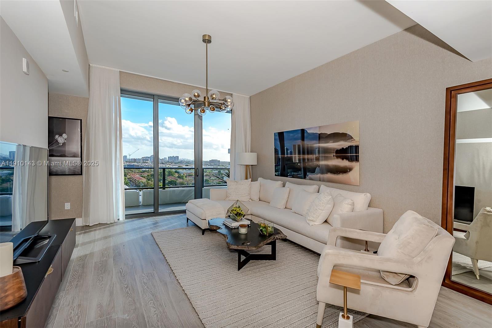 AVENTURA PARKSQUARE RESID - Residential