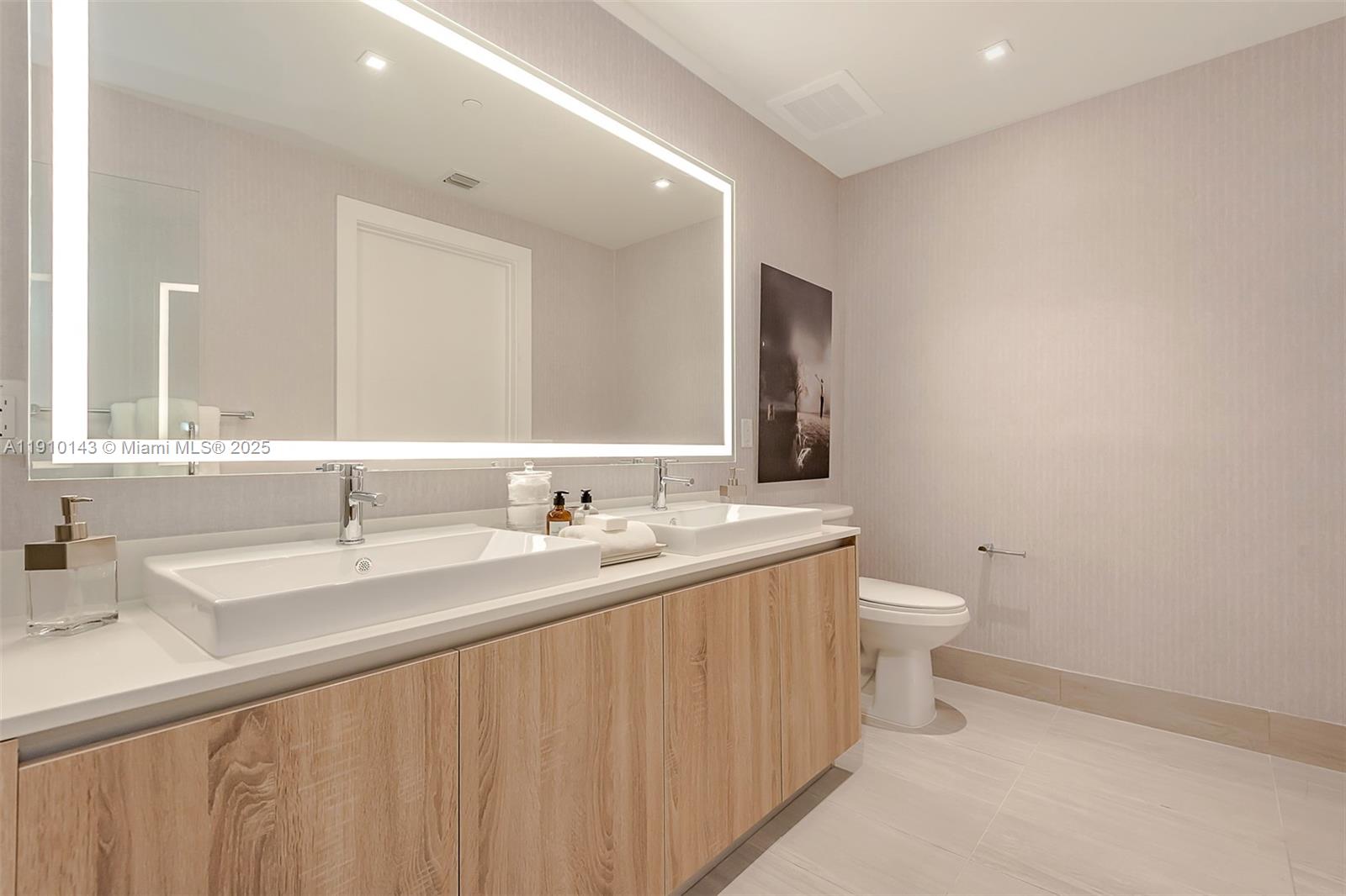 AVENTURA PARKSQUARE RESID - Residential