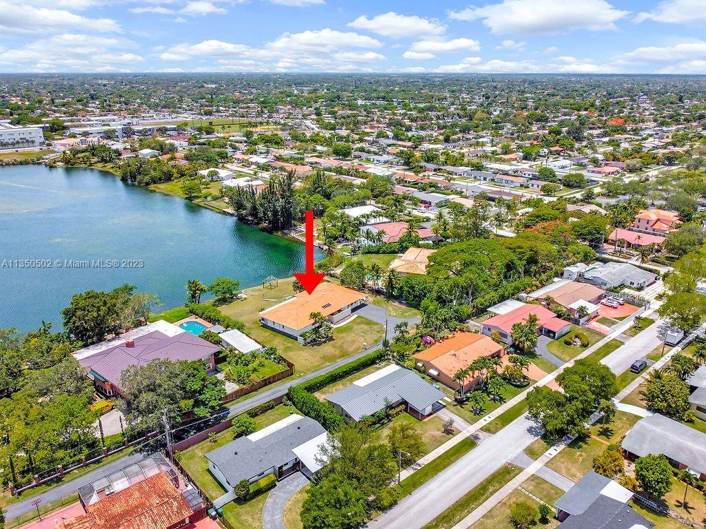 MC CAHILLS BLUEBIRD LAKE - Residential