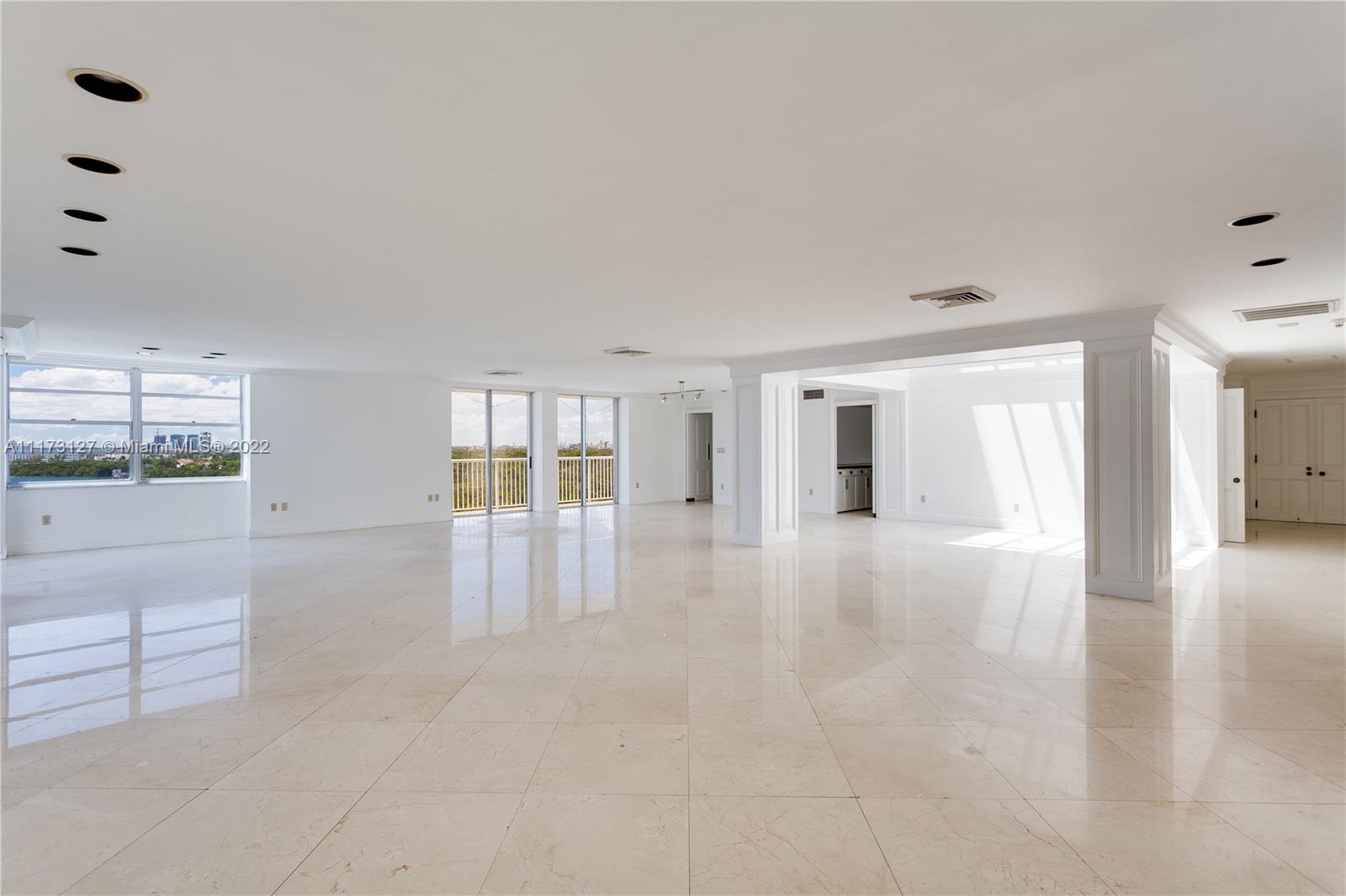 BRICKELL BISCAYNE CONDO - Residential Lease