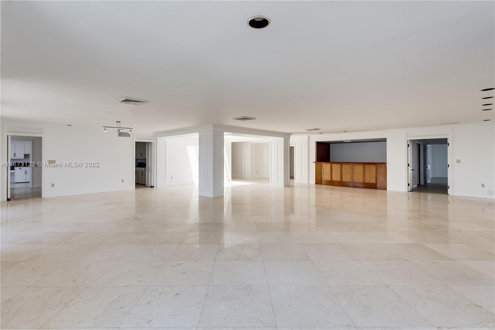 BRICKELL BISCAYNE CONDO - Residential Lease
