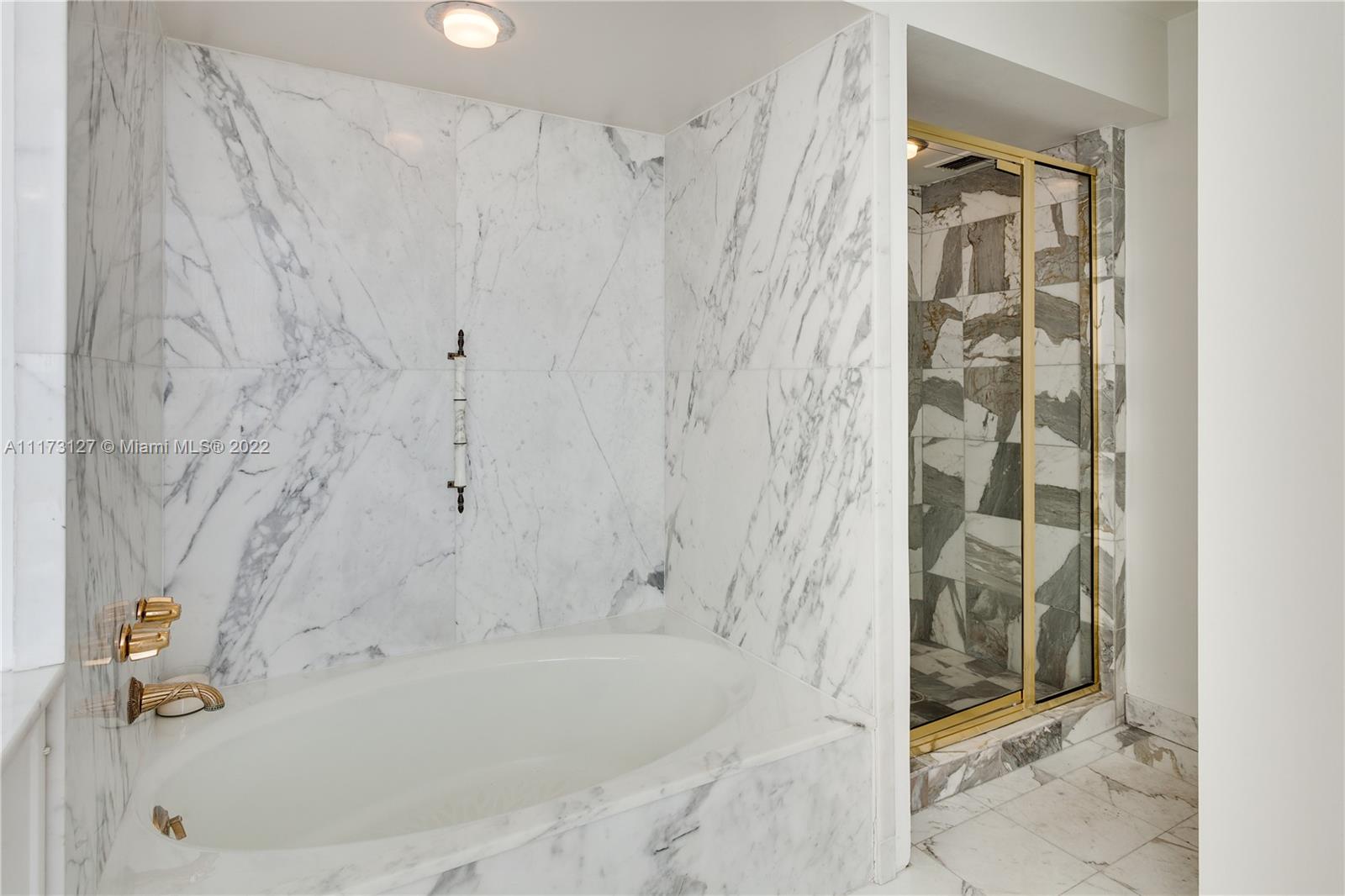 BRICKELL BISCAYNE CONDO - Residential Lease