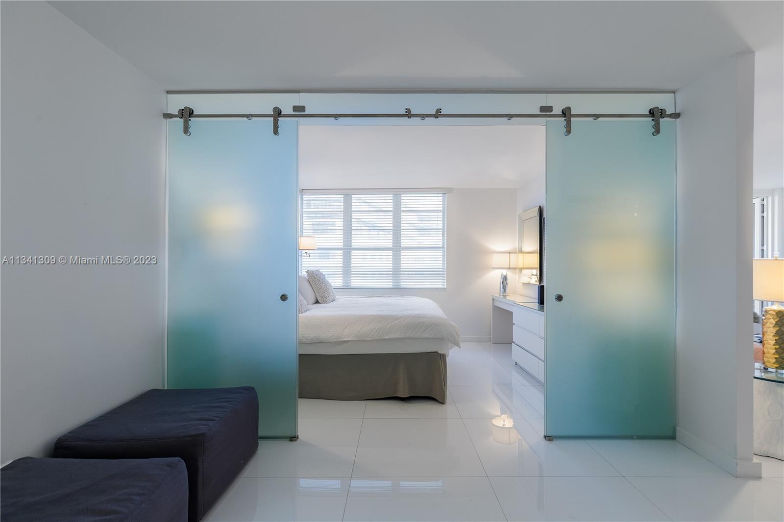 THE DECOPLAGE CONDO - Residential