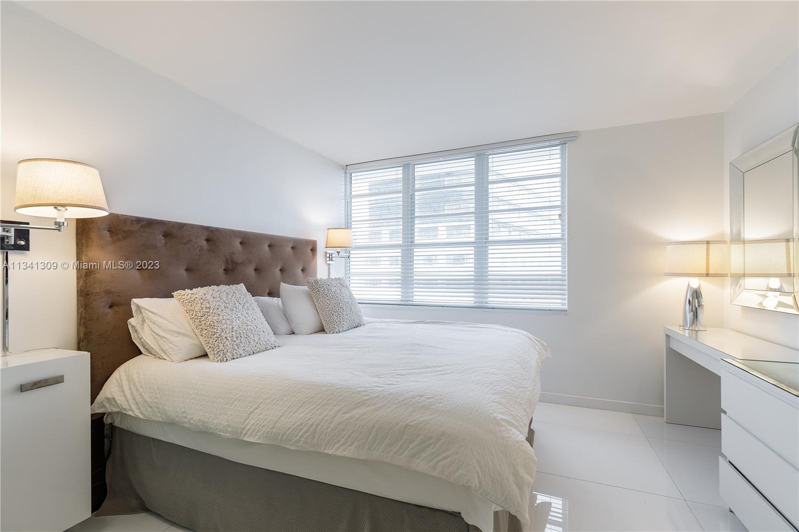 THE DECOPLAGE CONDO - Residential
