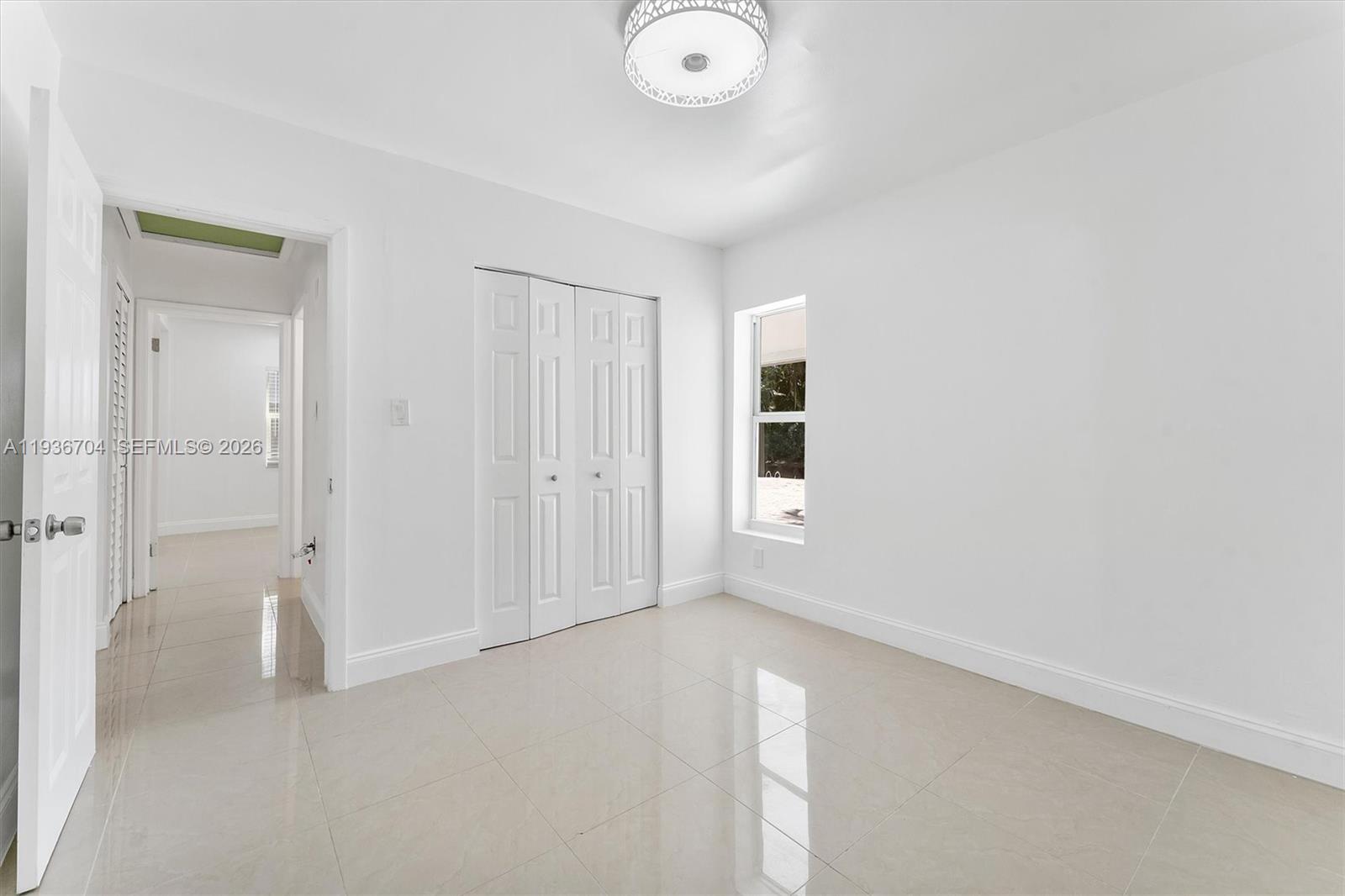 CROISSANT PARK RIVER SEC - Residential Lease