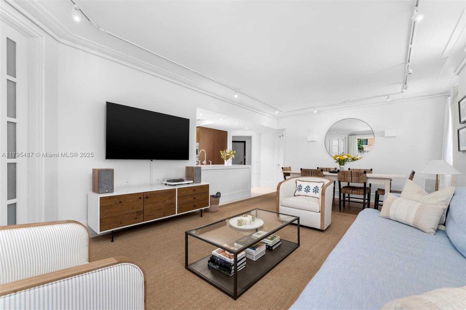 125 Jefferson Ave 113