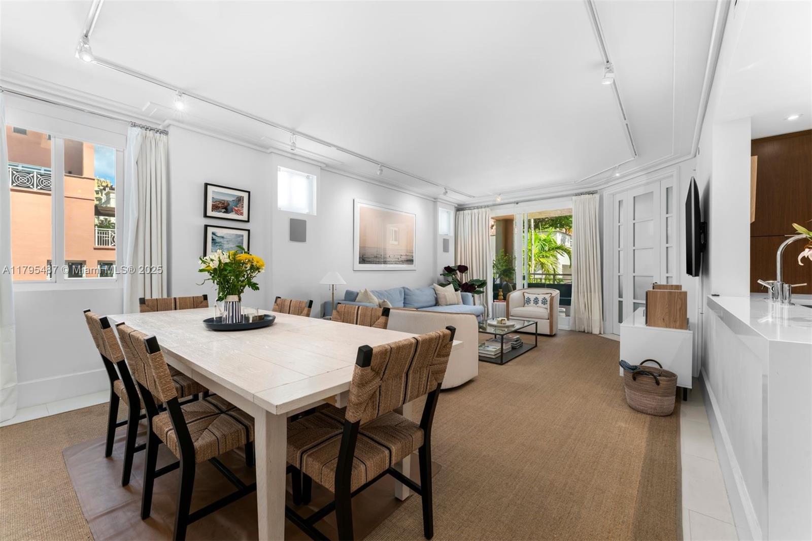 125 Jefferson Ave 113, Miami Beach, Miami-Dade County, Florida - 3 Bedrooms  
3 Bathrooms - 