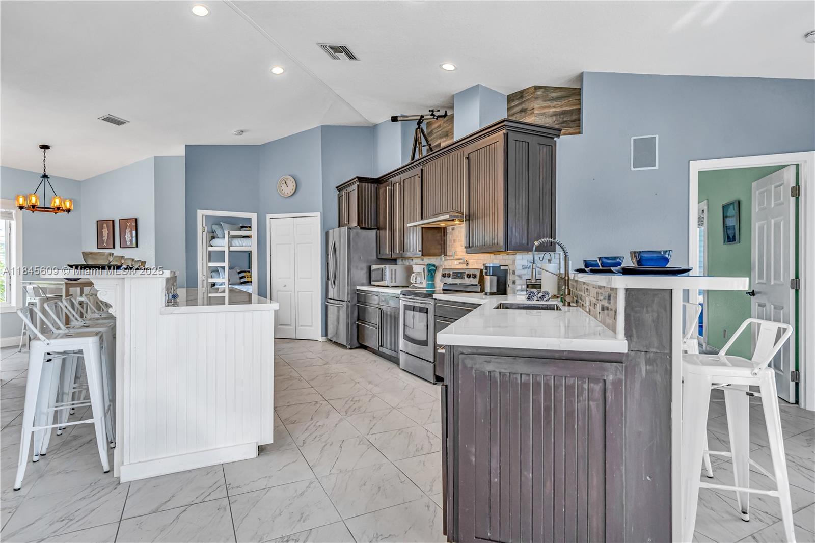 MARAMEADE AMD - Residential