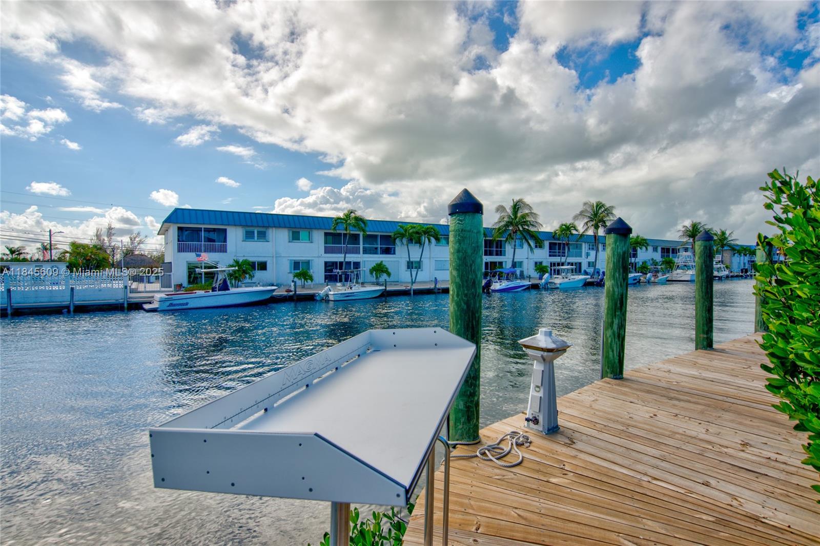 MARAMEADE AMD - Residential