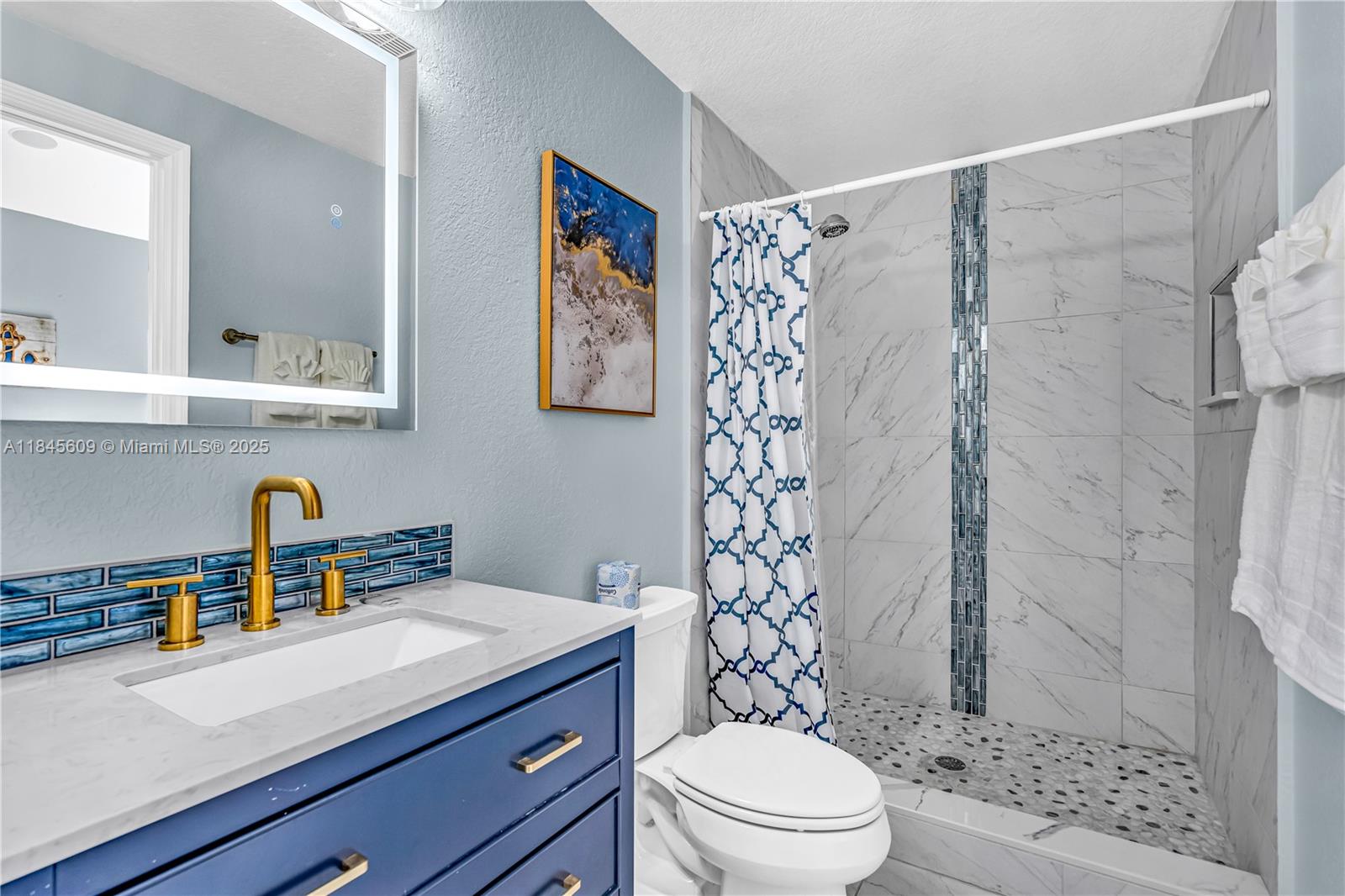 MARAMEADE AMD - Residential