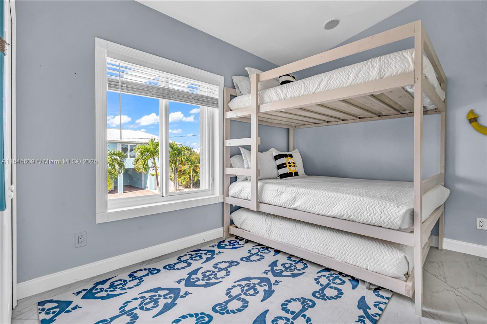 MARAMEADE AMD - Residential