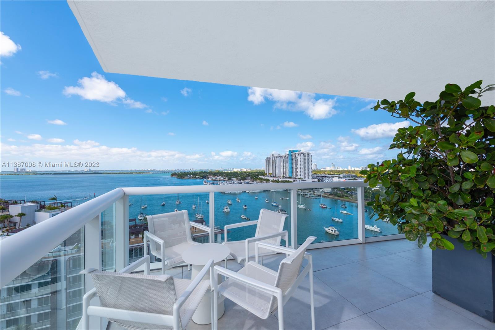 THE GRAND VENETIAN CONDO - Residential