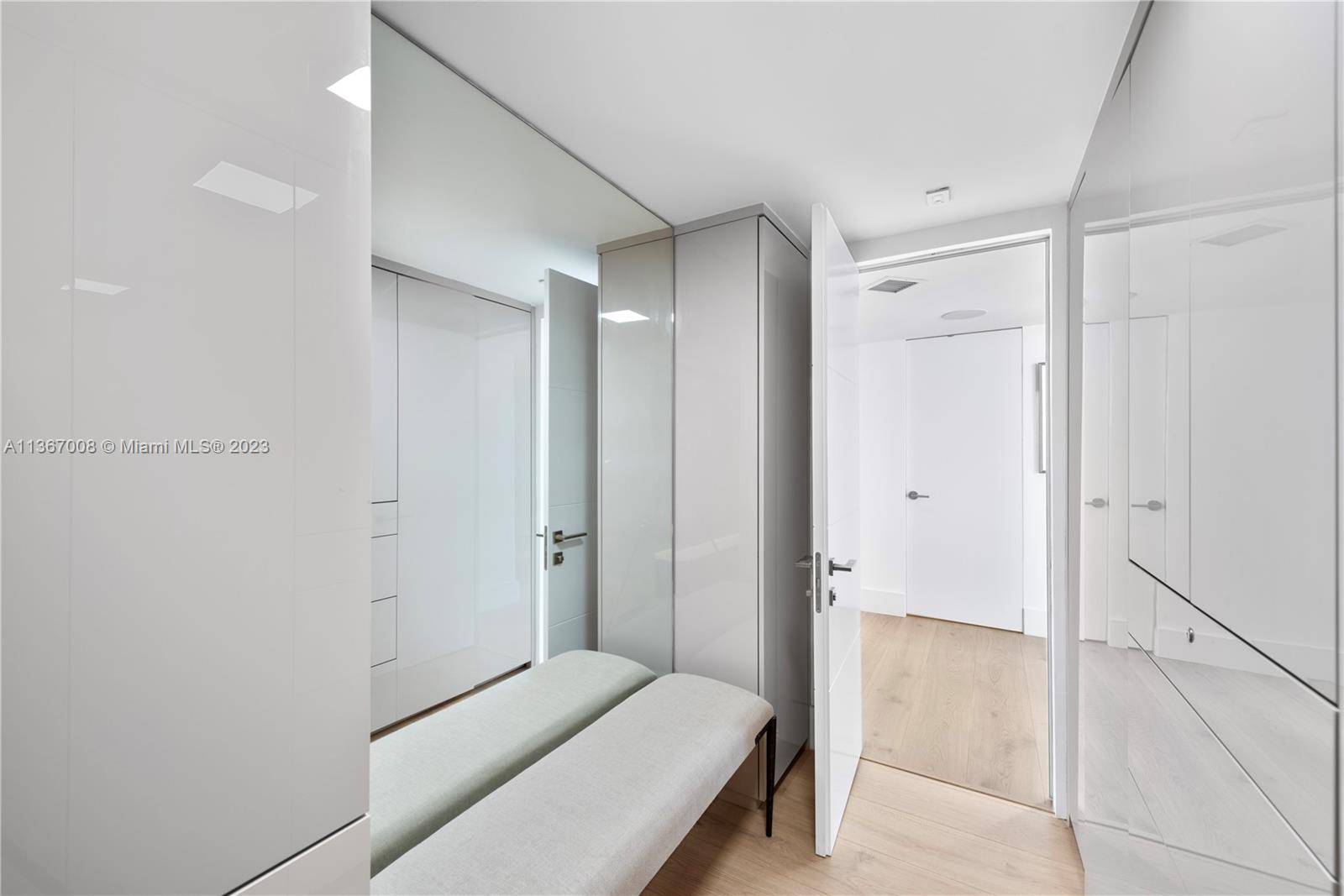 THE GRAND VENETIAN CONDO - Residential