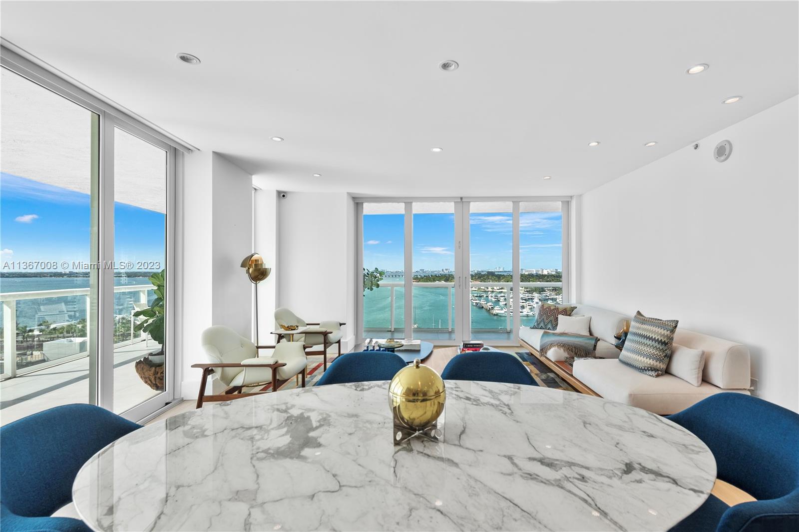 THE GRAND VENETIAN CONDO - Residential