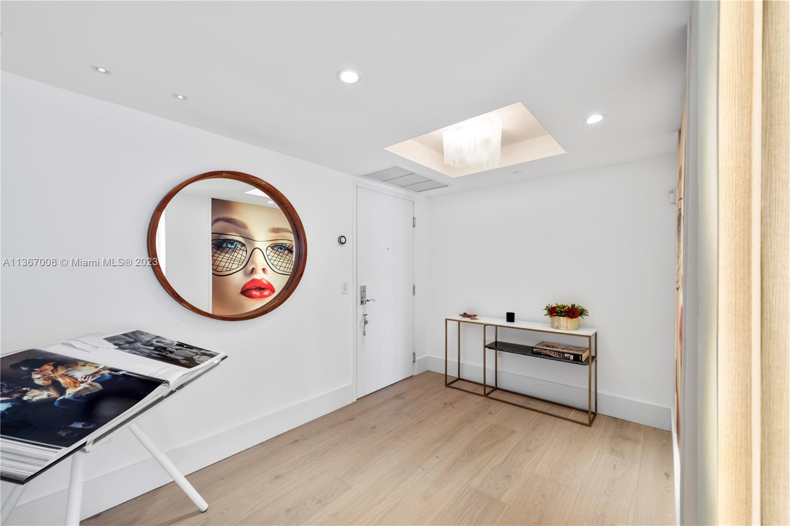 THE GRAND VENETIAN CONDO - Residential