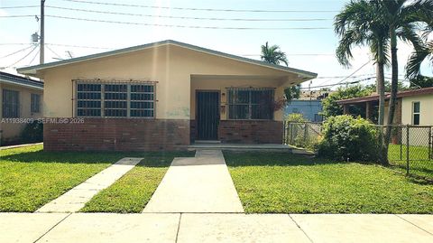 4756 SW 7th St Miami FL 33134