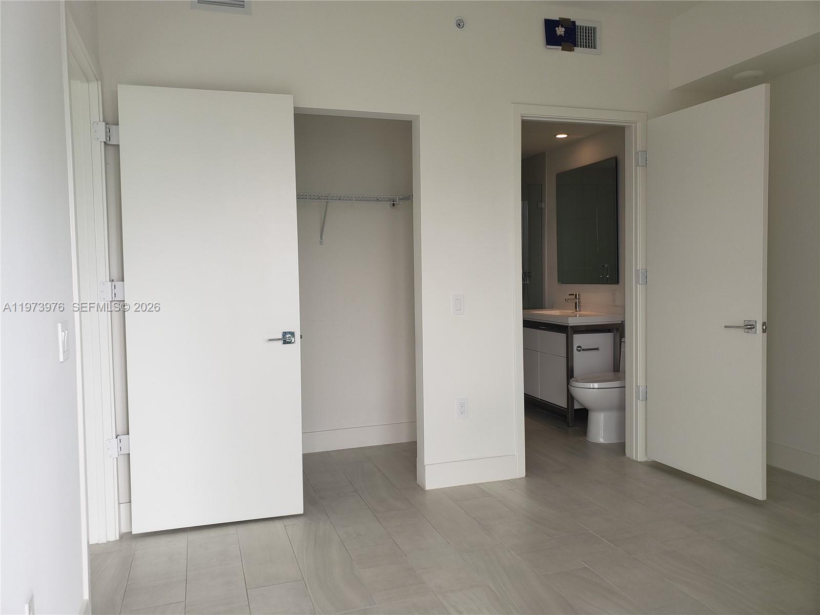 METROPICA NORTH TOWER ONE - Residential