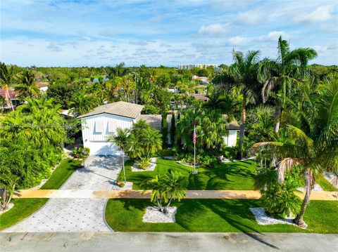 9821 SW 157th Ter Miami FL 33157