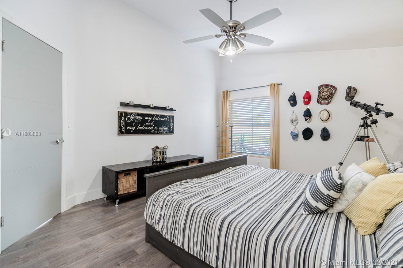 PROFILES II @ CHAPEL TRAIL - Residential