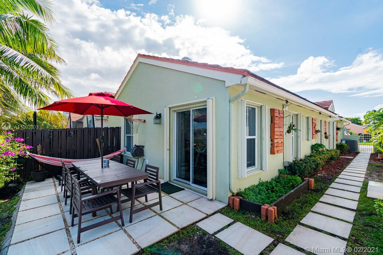 PROFILES II @ CHAPEL TRAIL - Residential