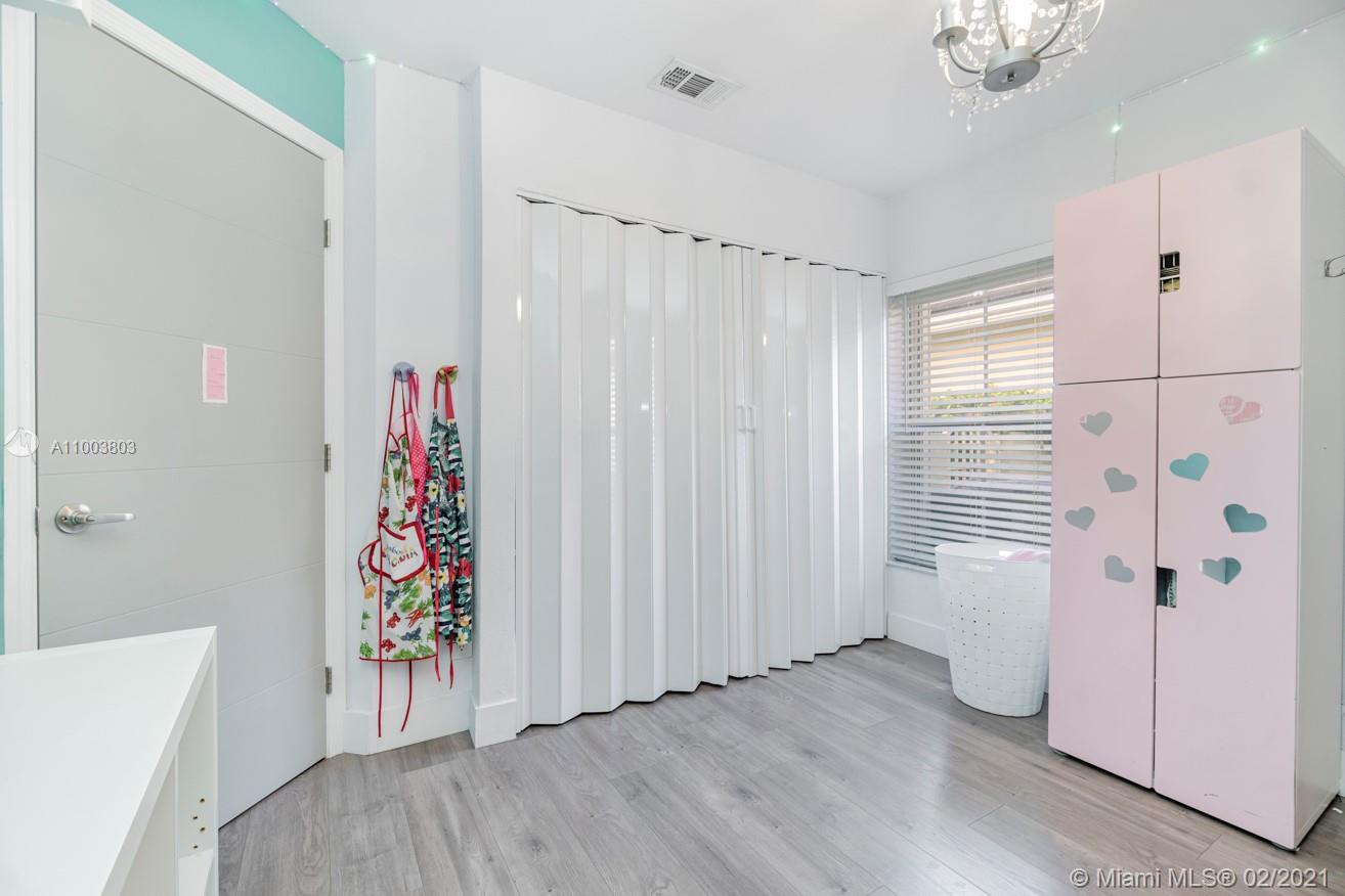 PROFILES II @ CHAPEL TRAIL - Residential