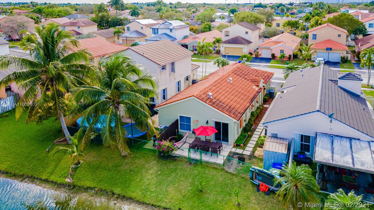 PROFILES II @ CHAPEL TRAIL - Residential