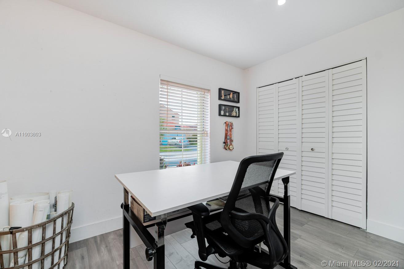 PROFILES II @ CHAPEL TRAIL - Residential