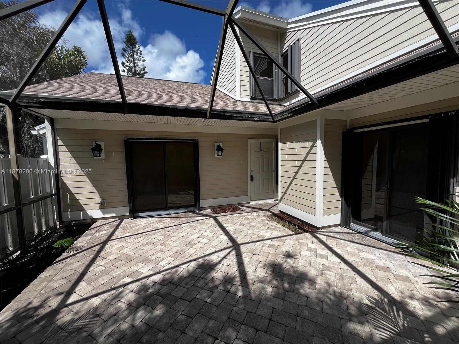 SUMMER WINDS OF JUPITER - Residential