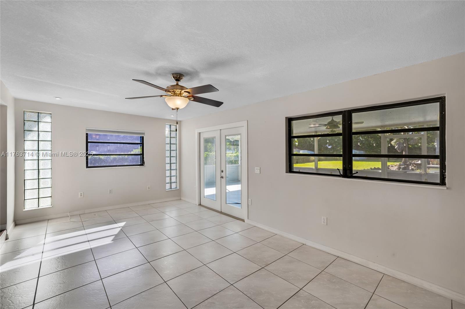 FLA FRUIT LANDS CO SUB NO - Residential