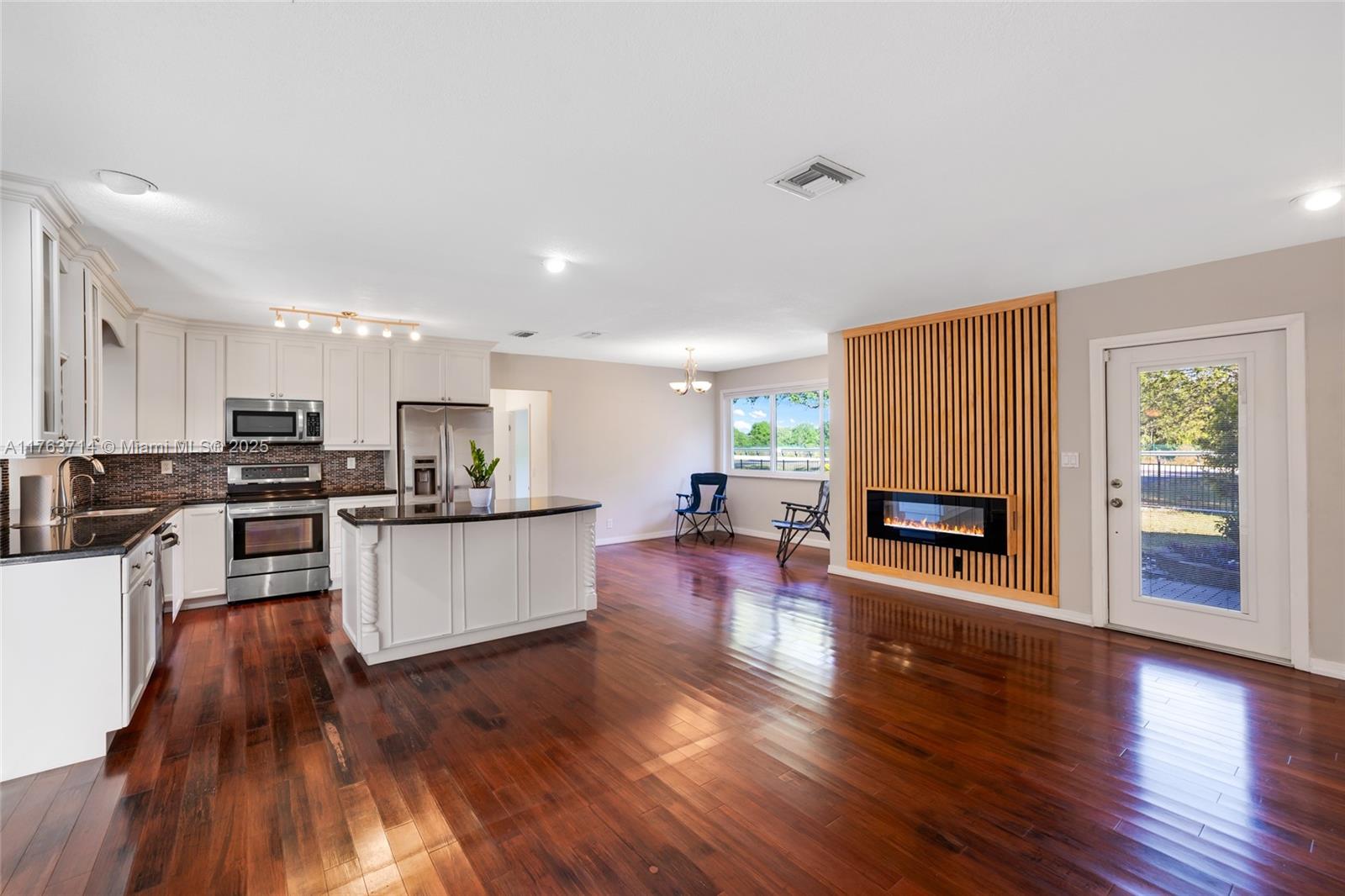 FLA FRUIT LANDS CO SUB NO - Residential