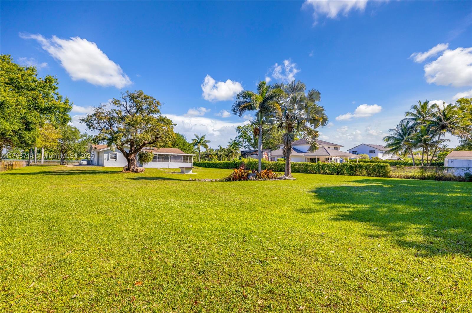 FLA FRUIT LANDS CO SUB NO - Residential