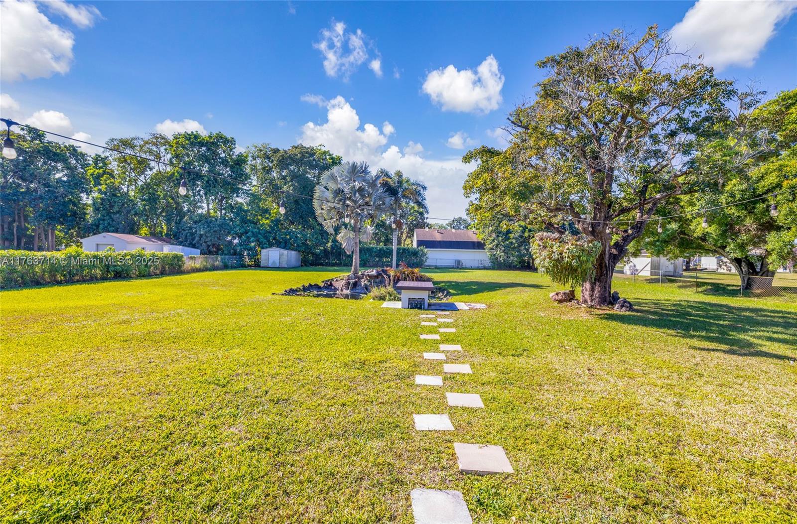 FLA FRUIT LANDS CO SUB NO - Residential