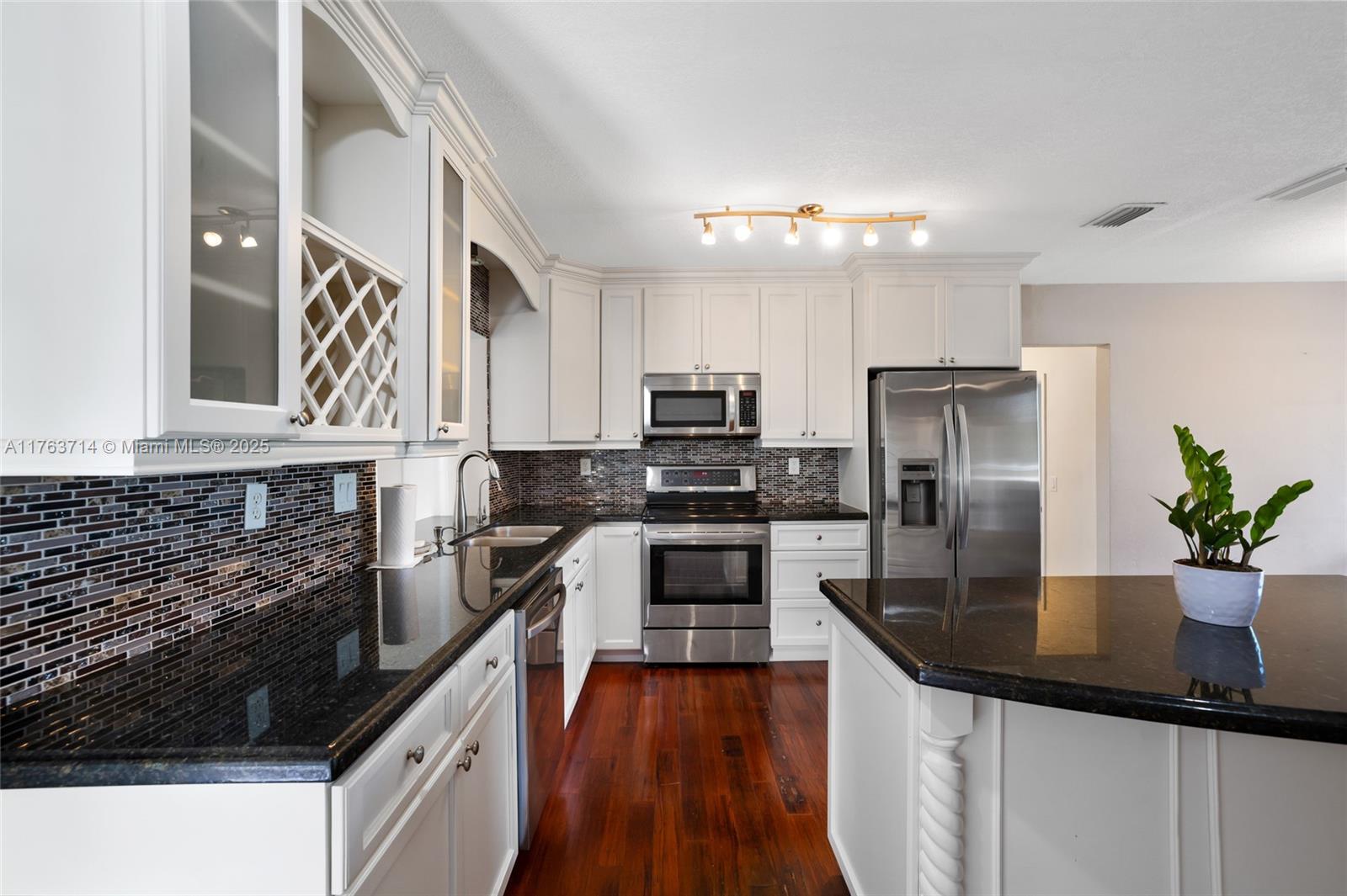 FLA FRUIT LANDS CO SUB NO - Residential