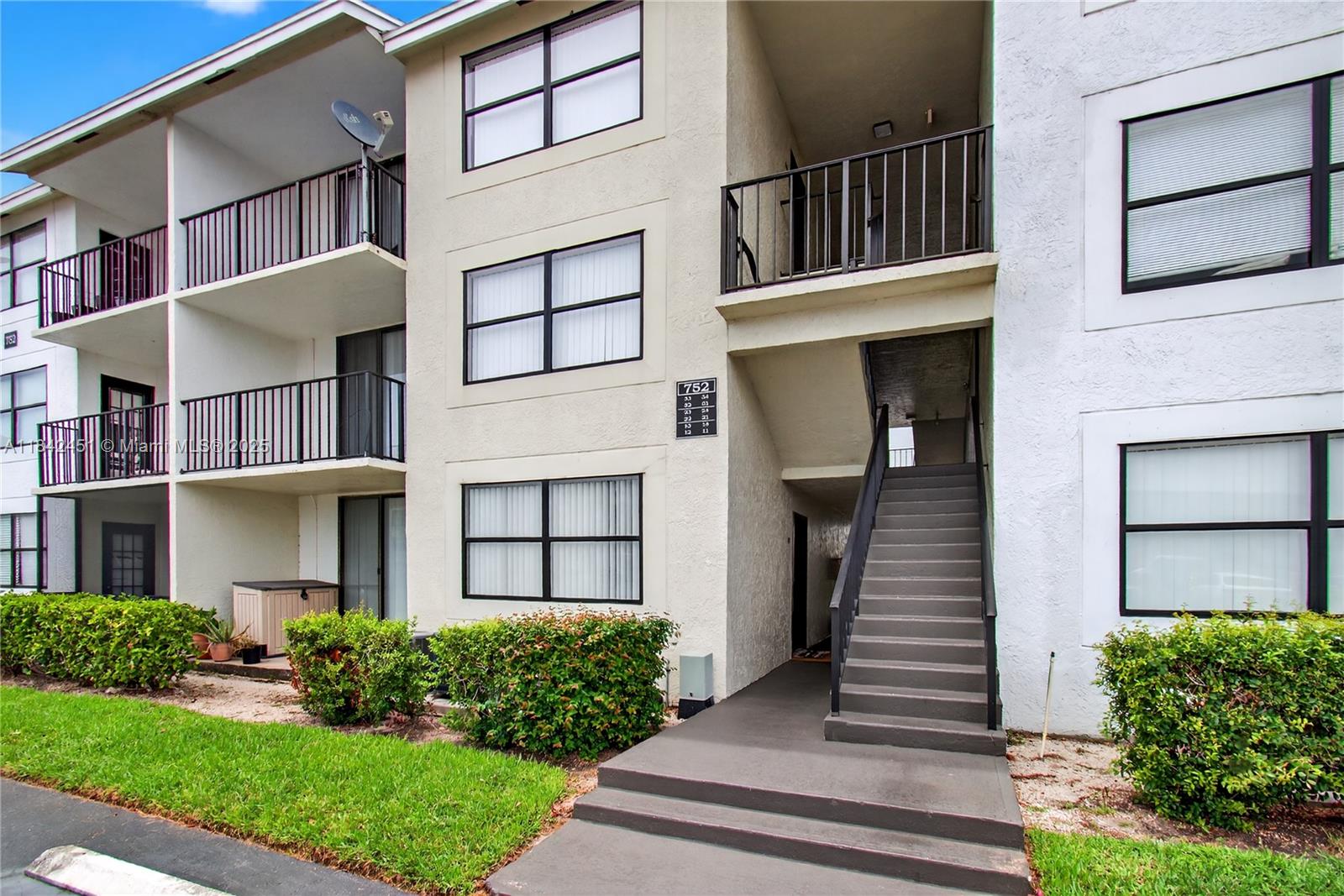 , West Palm Beach, FL, 33401/$155,000 4 276908235