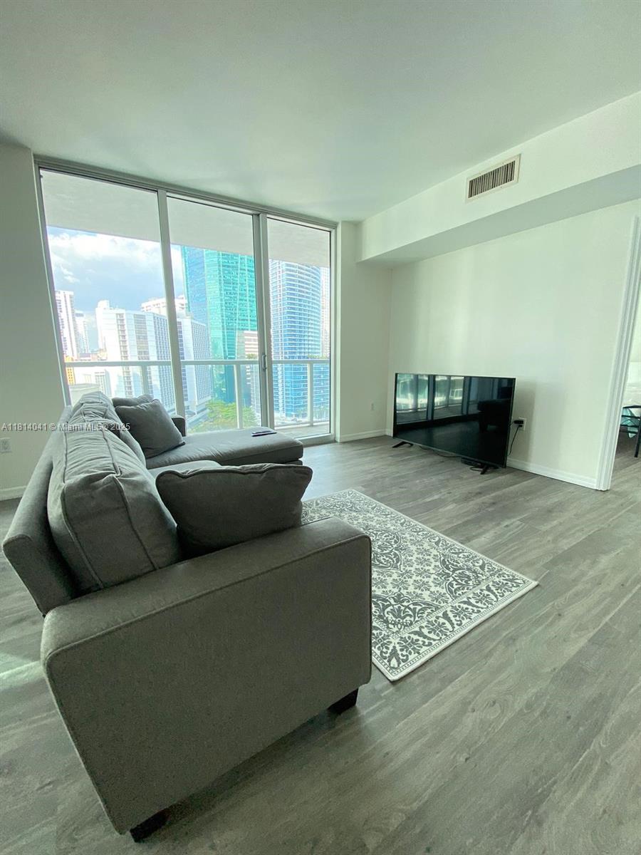 500 BRICKELL WEST CONDO - Residential Lease