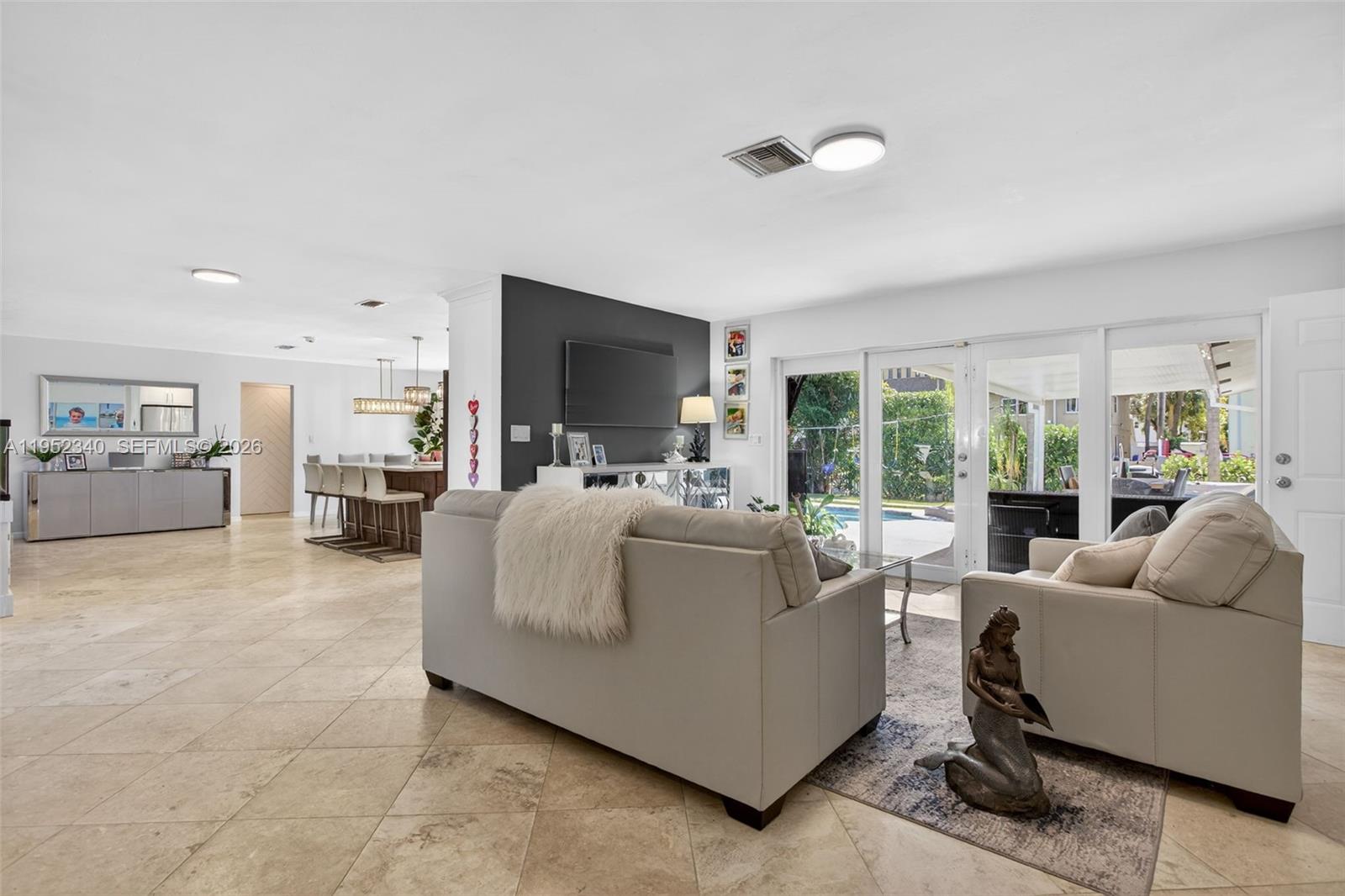 LANDINGS FIRST SEC - Residential