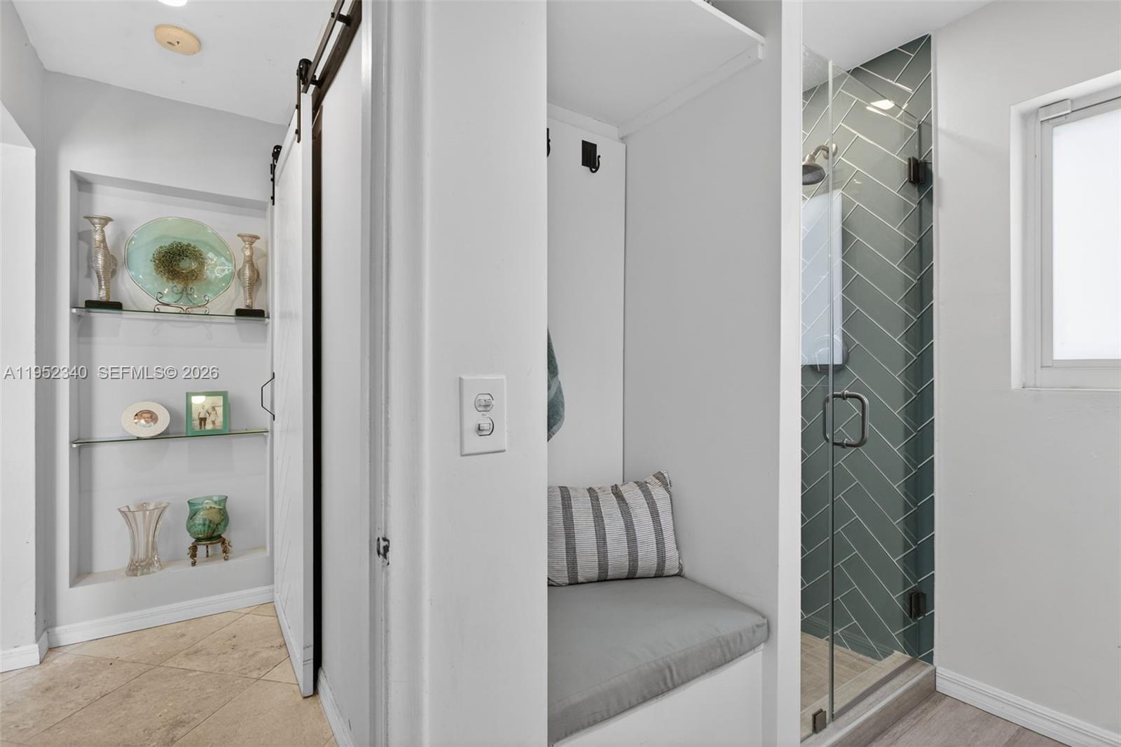 LANDINGS FIRST SEC - Residential