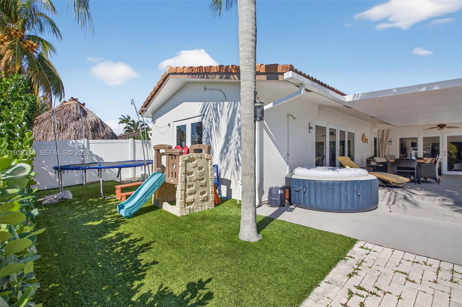 LANDINGS FIRST SEC - Residential