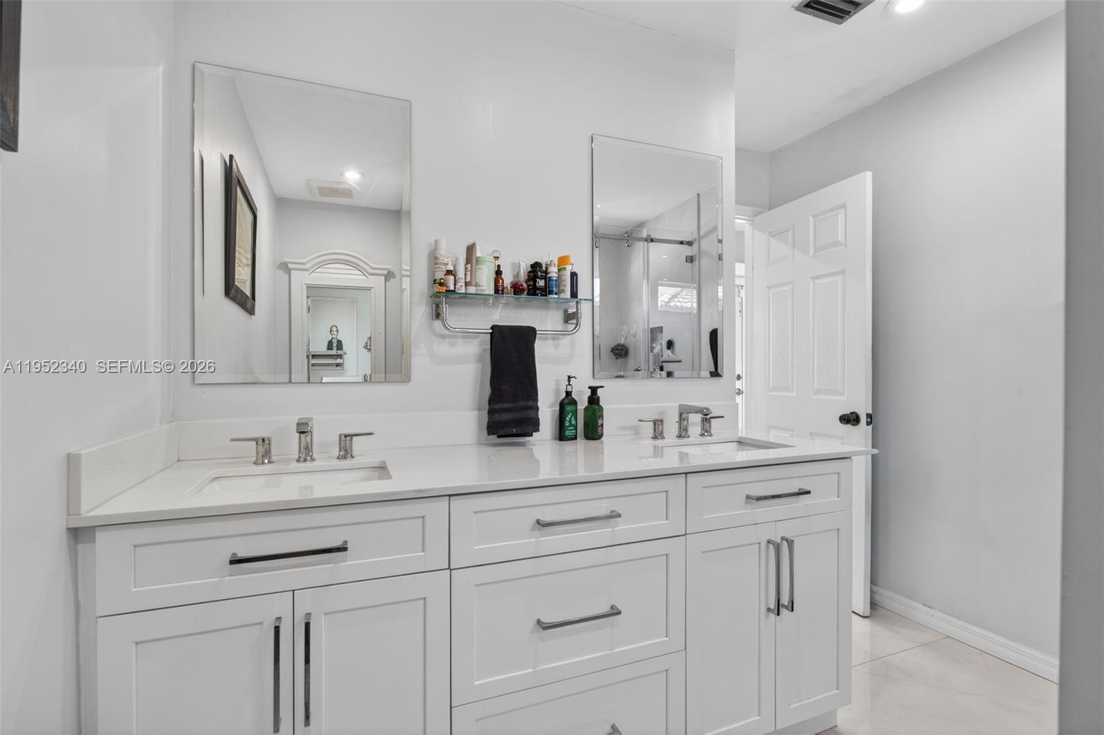 LANDINGS FIRST SEC - Residential